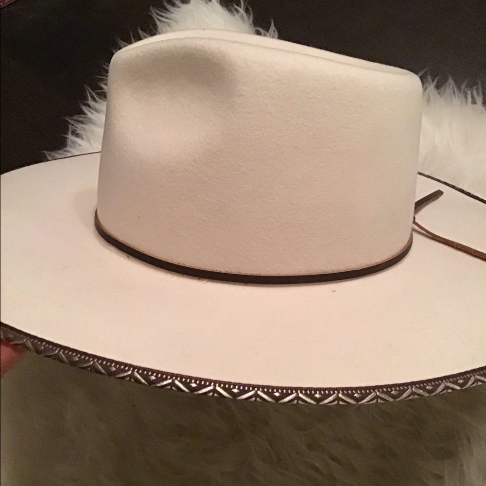 SALE 1 left! ! olive and Pique  teak rancher - Picture 7 of 11
